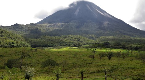 Volcano hiking at it's best