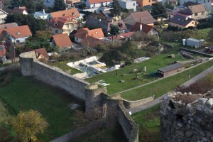 Building new ruins