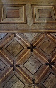 Inlaid floor with no nails or glue